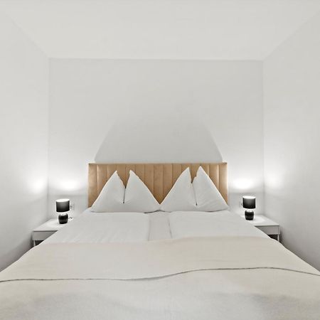 브루크안데어무어 Stilvolles Zuhause Mit Terrasse 아파트 외부 사진